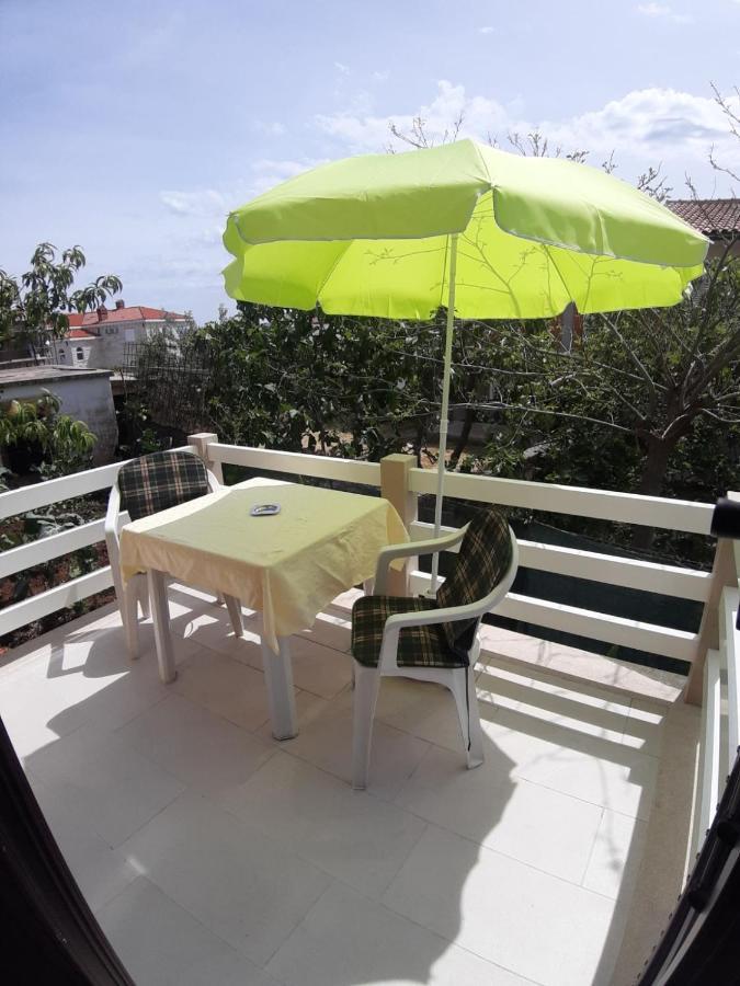 Apartmani Luce Сумартин Экстерьер фото